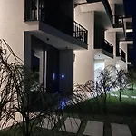 Posh Hotel 5*