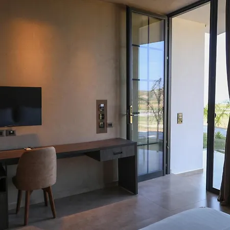 Hotel Posh 5*