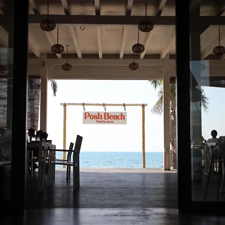 Hotel Posh Rrogozhine