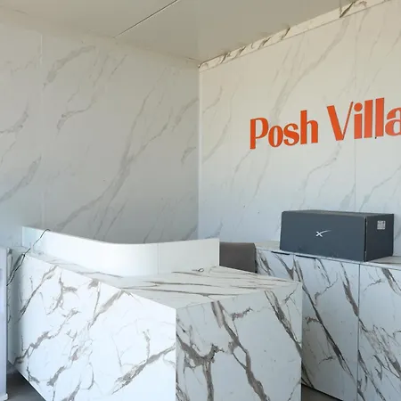 Posh Hotel