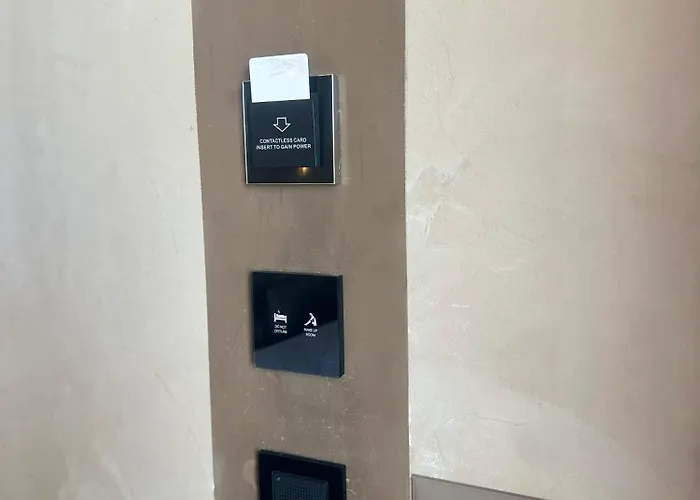 Posh Hotel 5*