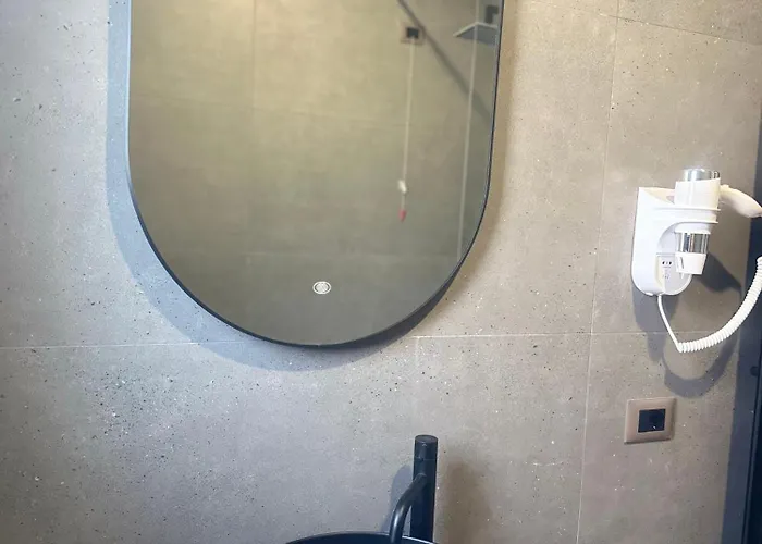 Posh Hotel 5*