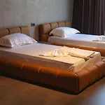 Posh 5*