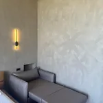 Posh Hotel Rrogozhine