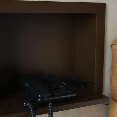 Posh Hotel Rrogozhine