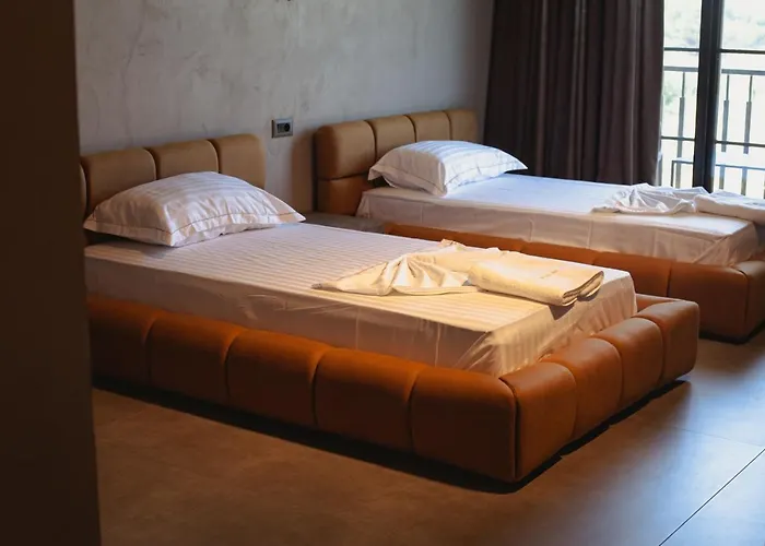 Posh 5*