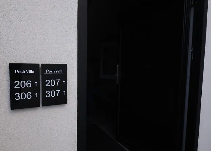 Posh Hotel Rrogozhine